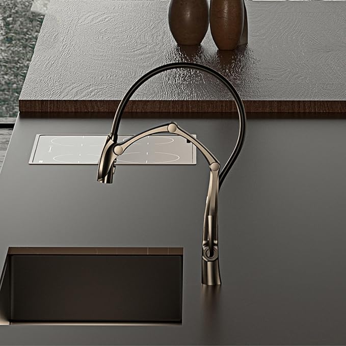 Luxury Brass Kitchen Faucet Digital Display Intelligent Induction Magnetic Suction Pull-Out Design Cold & Hot Sink Tap