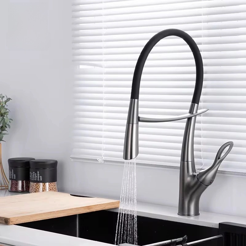 Scratch Resistant Kitchen Faucet, Magnetic Docking Spray Holder, Pull Down Sprayer with Dual Spray Mode, Luxury high-end Kitchen Faucet with Black Silicone spout, Kitchen Upgrade