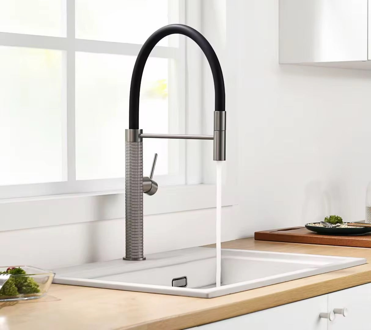 Kitchen Mixer Taps Steel Drill Spring Kitchen Faucet Kitchen Hot and Cold Water Faucet Sink Faucet Universal Faucet Silicone Tube